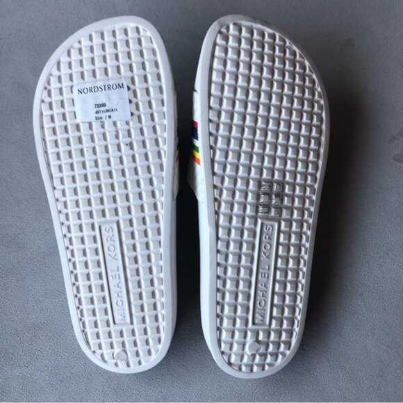 Michael Kors ~ Rainbow Leather Slides ~ Womens Size 7 - Picture 4 of 10